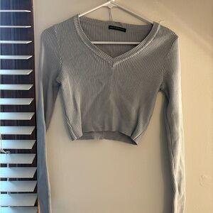 Brandy Melville Gray Ribbed V-Neck Crop Top